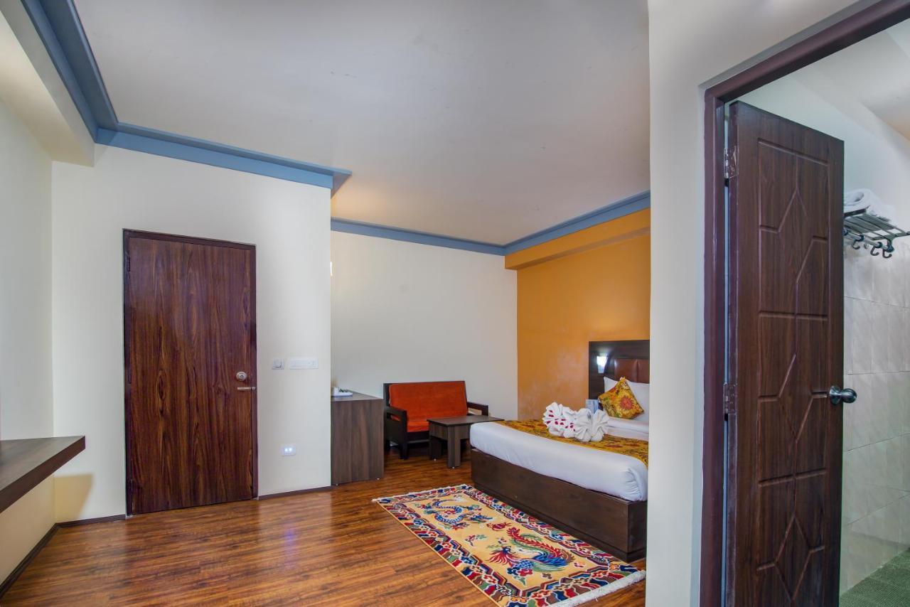 Muscatel Grand Silkroute - 300 Mts From Mg Marg Gangtok Exterior photo