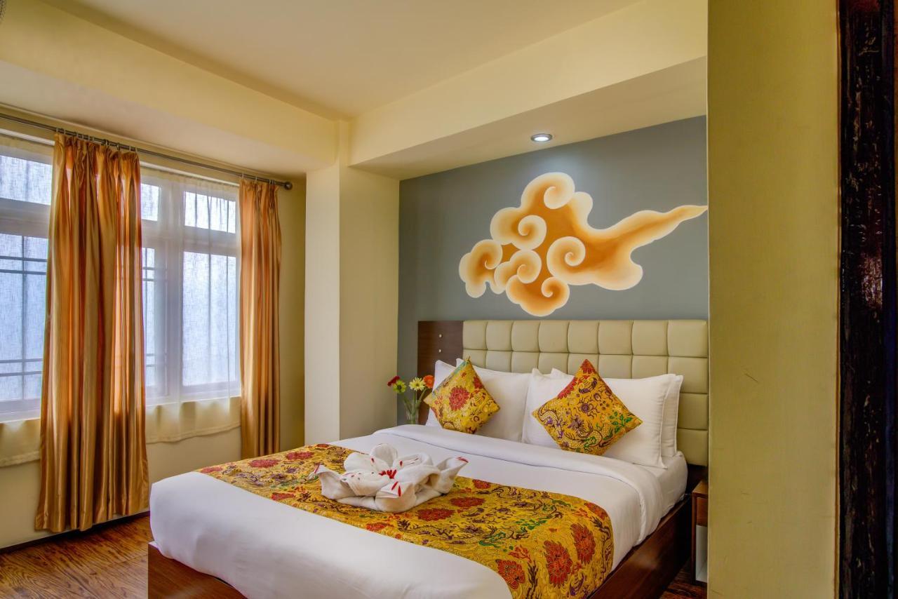 Muscatel Grand Silkroute - 300 Mts From Mg Marg Gangtok Exterior photo