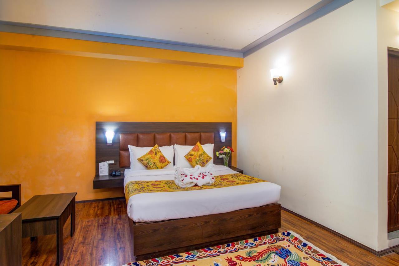 Muscatel Grand Silkroute - 300 Mts From Mg Marg Gangtok Exterior photo