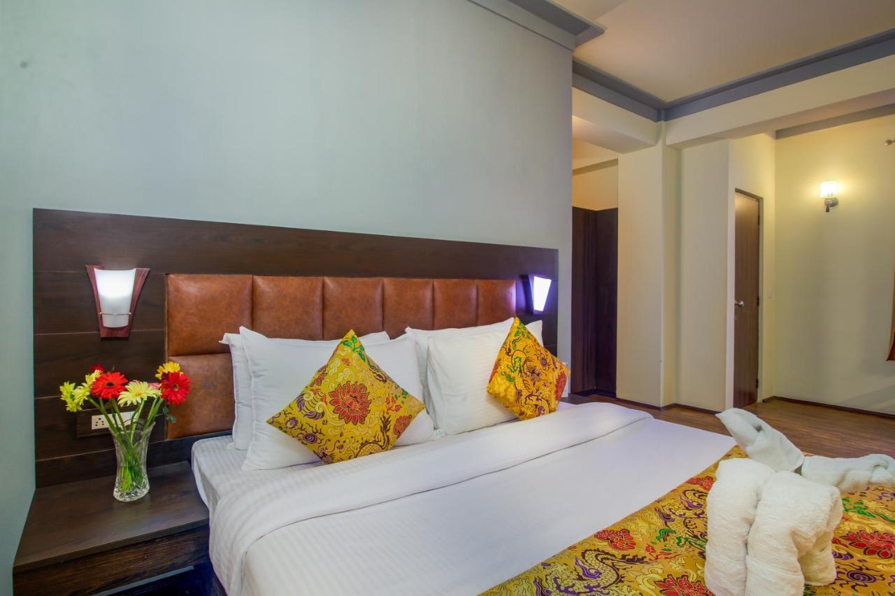 Muscatel Grand Silkroute - 300 Mts From Mg Marg Gangtok Exterior photo