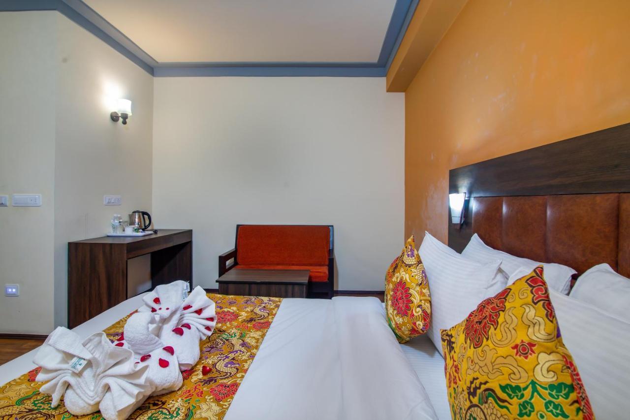 Muscatel Grand Silkroute - 300 Mts From Mg Marg Gangtok Exterior photo
